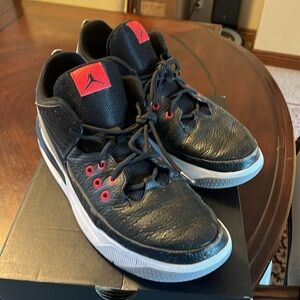 Men’s Jordan Max Aura 5. Size 12